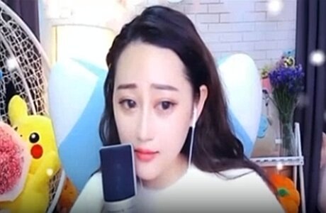 喵七七头像